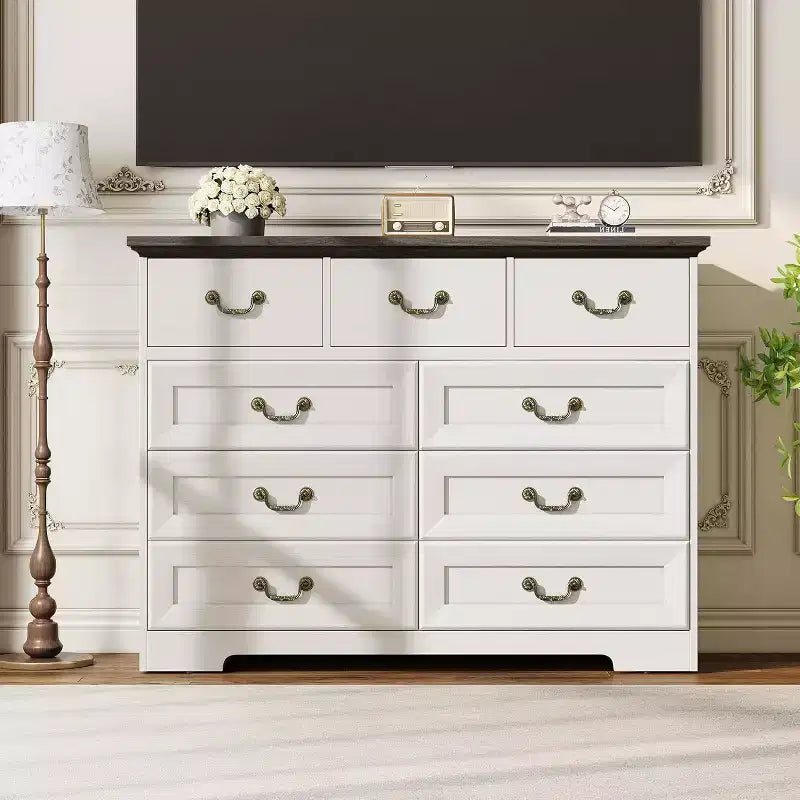 Commode de chambre à 9 tiroirs, commode vintage de 120 cm de large avec poignées métalliques et texture naturelle, commode en bois pour salon, couloir